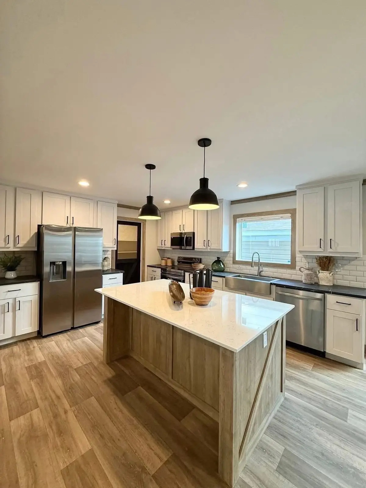 Heritage Ranch 32×76 — Move-In Ready photo 16
