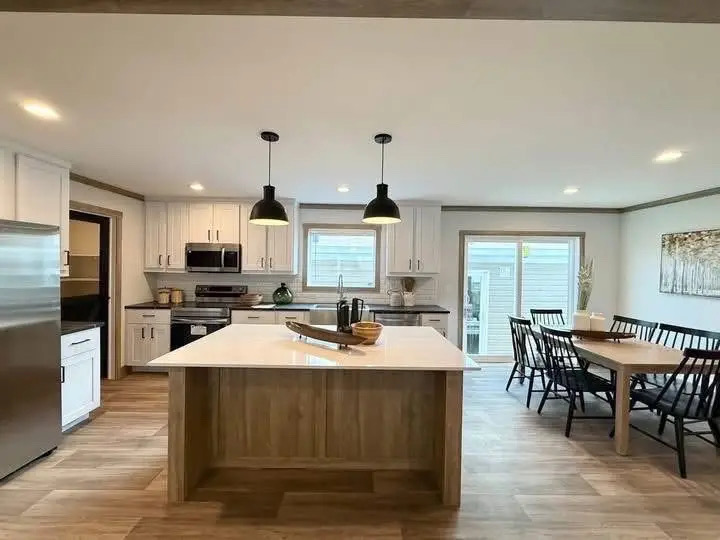 Heritage Ranch 32×76 — Move-In Ready photo 15